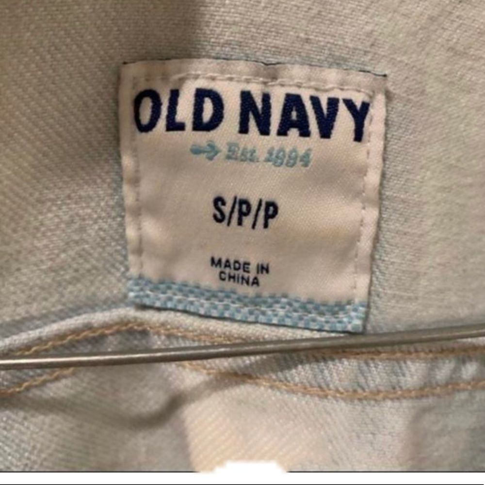 Vintage Old Navy Light Wash Distressed Vest - Picture 3 of 4